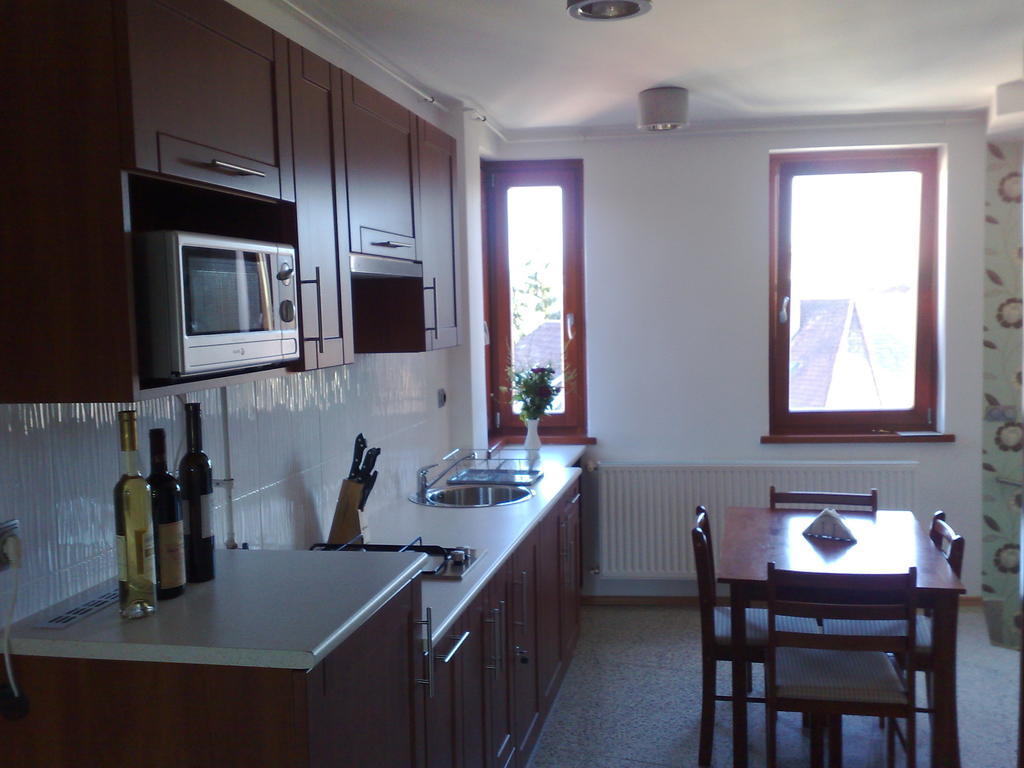 Minaret Apartman Erlau Zimmer foto